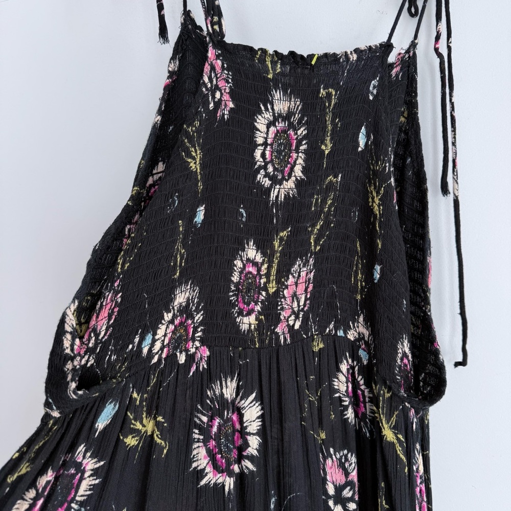 Free People Garden Party Floral Maxi Dress L Boho Smocked Tiered A-Line Romantic - Picture 12 of 16